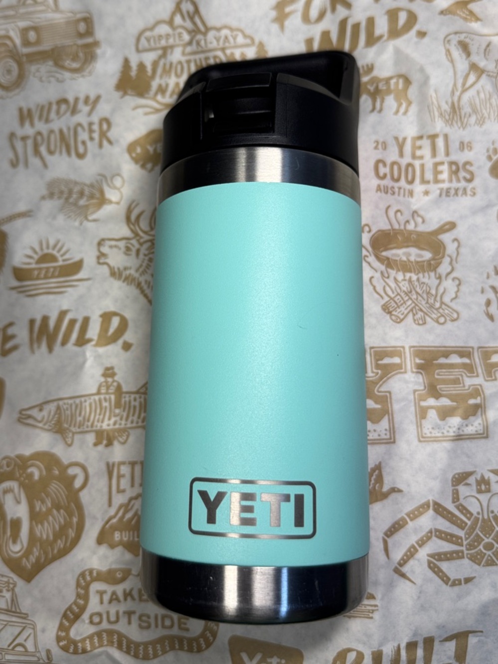 Yeti Seafoam Stainless Steel Travel Bottle with Black Lid